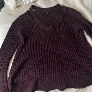 Women's V-Neck Sweater - Deep Burgundy